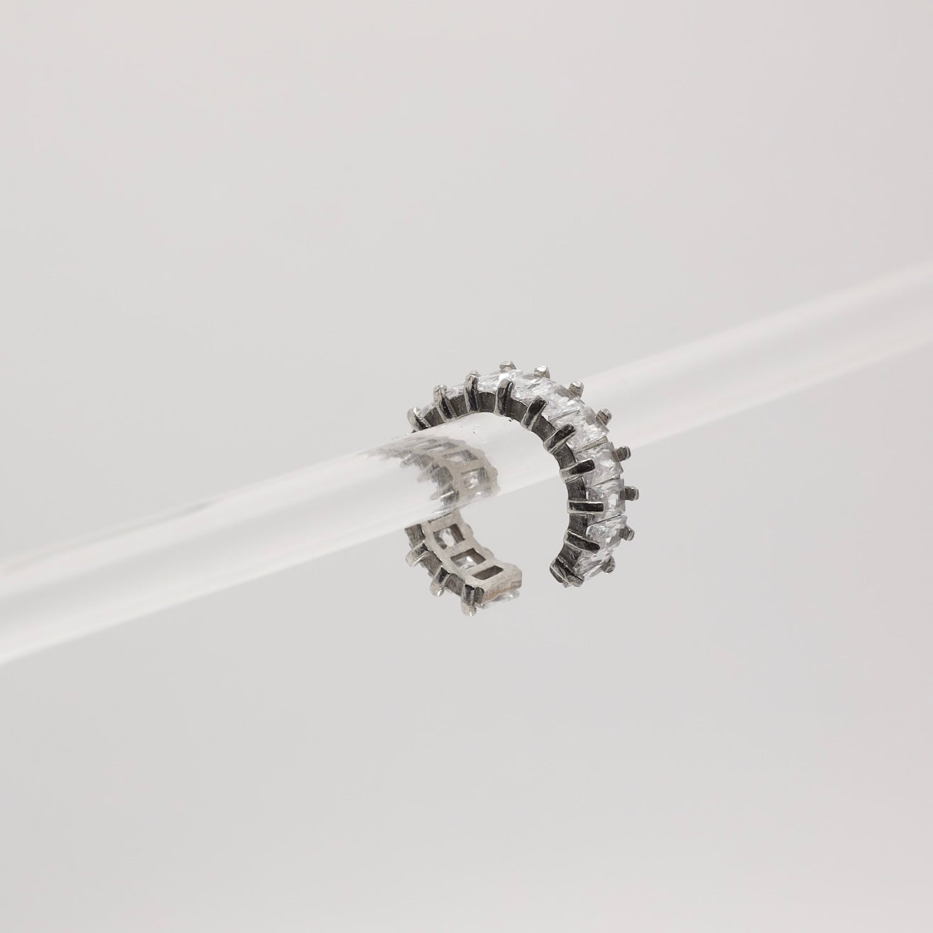 Luxury Silver Ear Cuff with Zirconia | Срібна кафа з фіанітами|70124