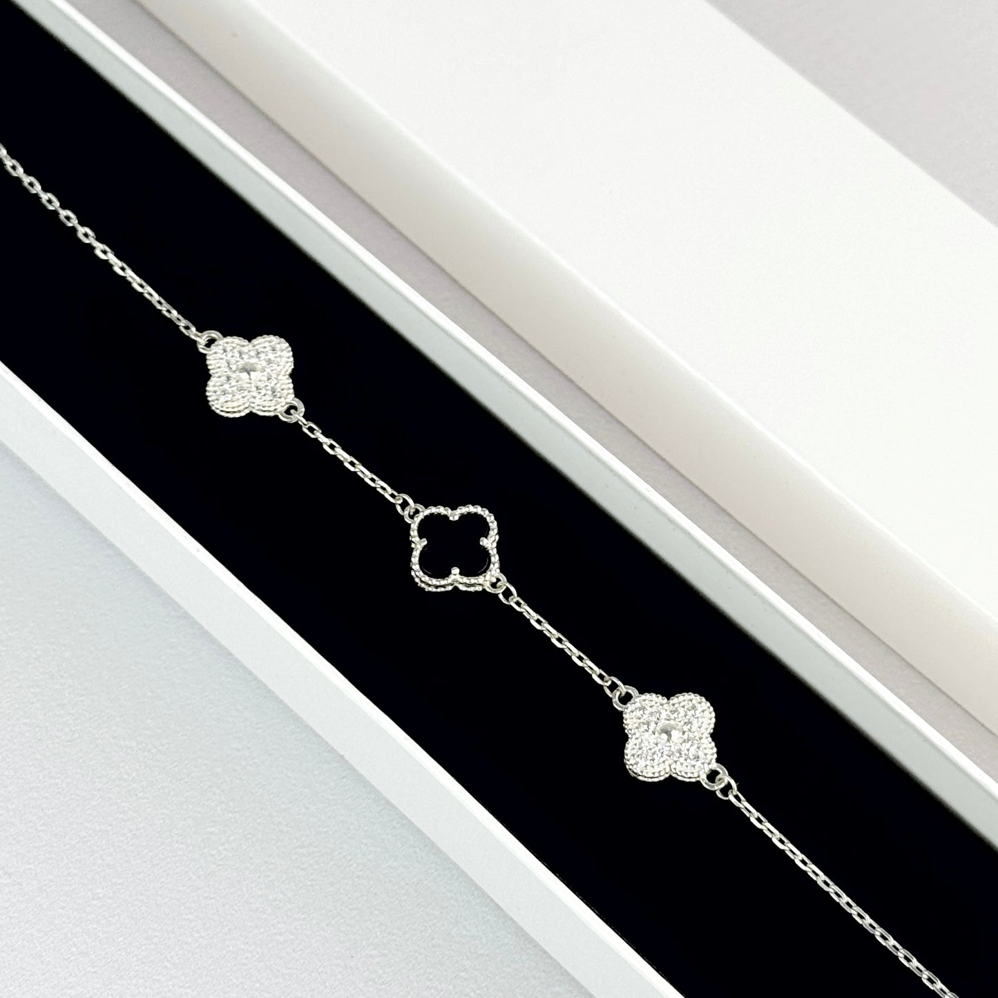 Срібний браслет з оніксом та цирконієм | 925 Sterling Silver Bracelet with Onyx & Cubic Zirconia | 498
