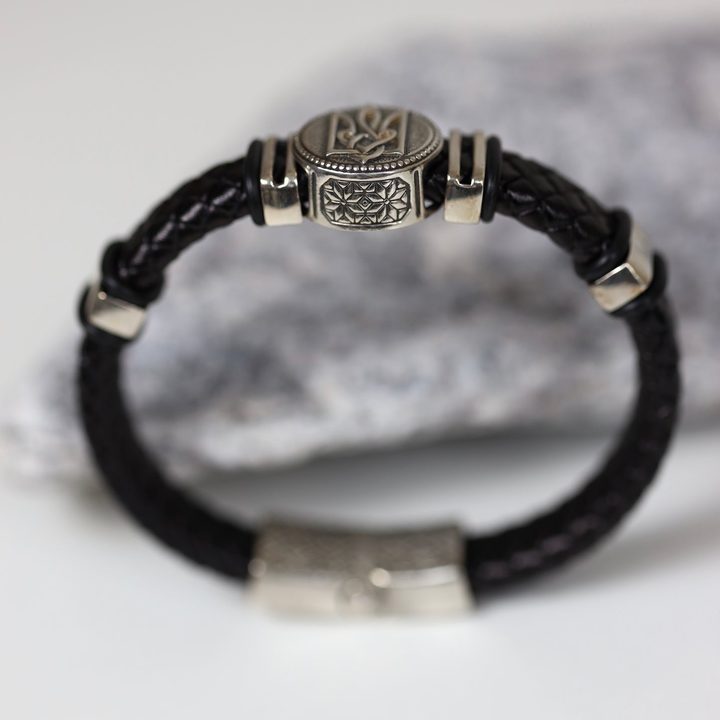 Плетений шкіряний браслет зі сріблом 925 | Braided Leather Bracelet with 925 Sterling Silver & Tryzub
