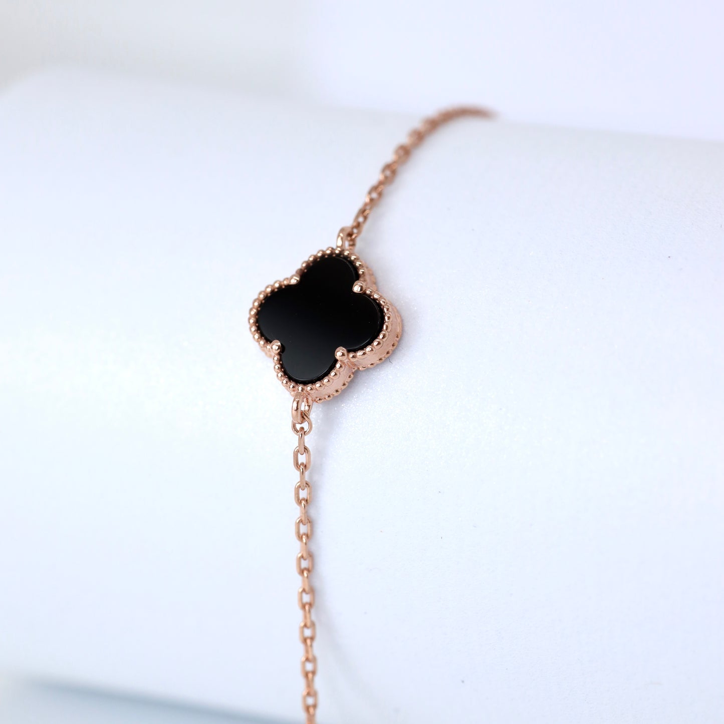Позолочений браслет з оніксом | Gold-Plated Onyx Bracelet | 338
