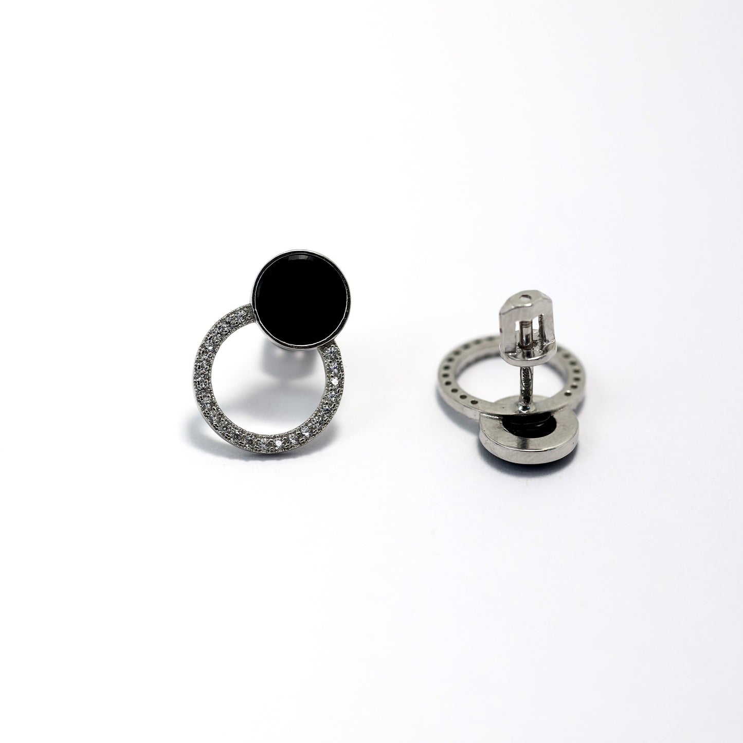 Срібні сережки з чорним каменем | Silver Earrings with Black Stone |1042
