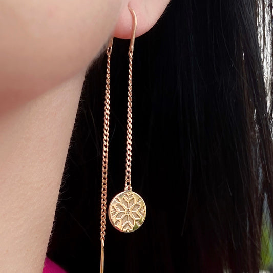 Сережки-протяжки срібні з орнаментом вишиванки покриті золотом | Gold-plated silver threader earrings with Ukrainian embroidery pattern | 1089