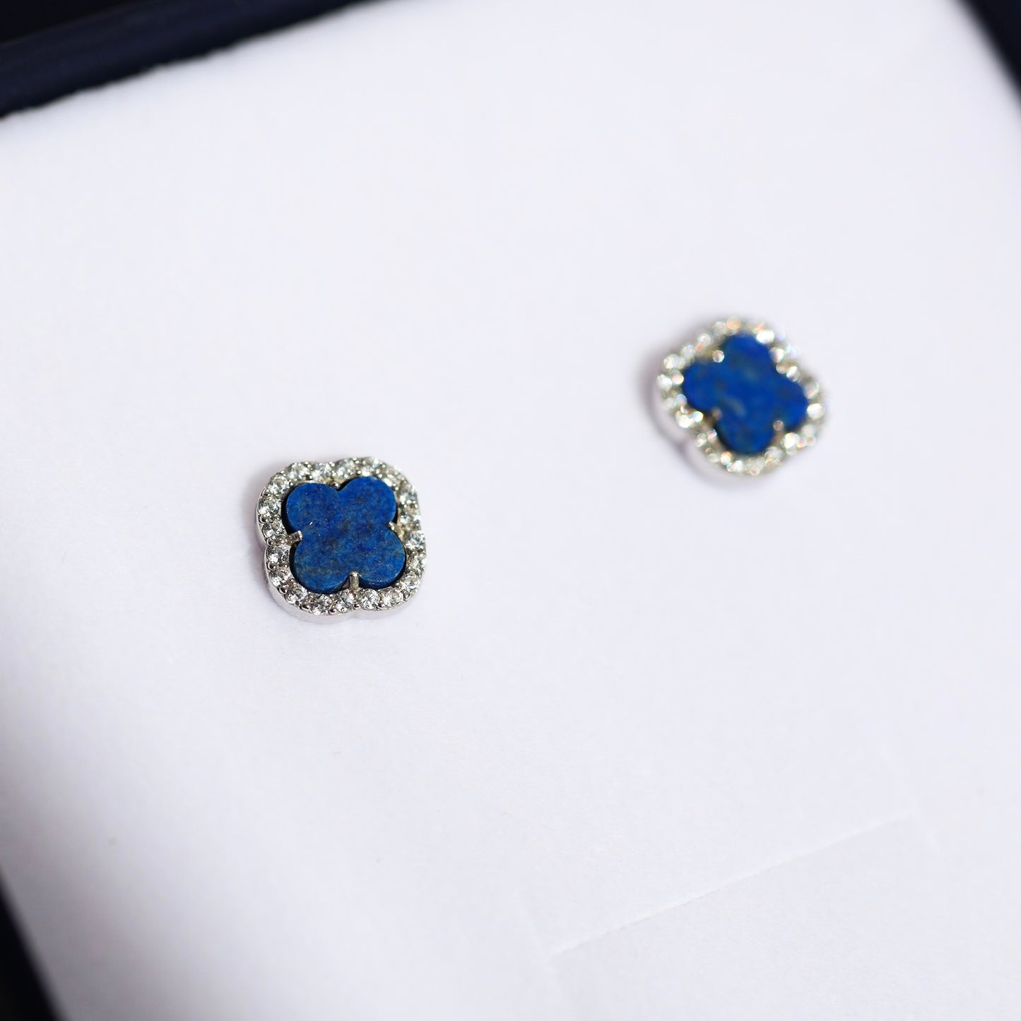 Срібні сережки з лазуритом | Lapis Lazuli Stud Earrings | 925 Silver | Blue Clover Earrings|40082