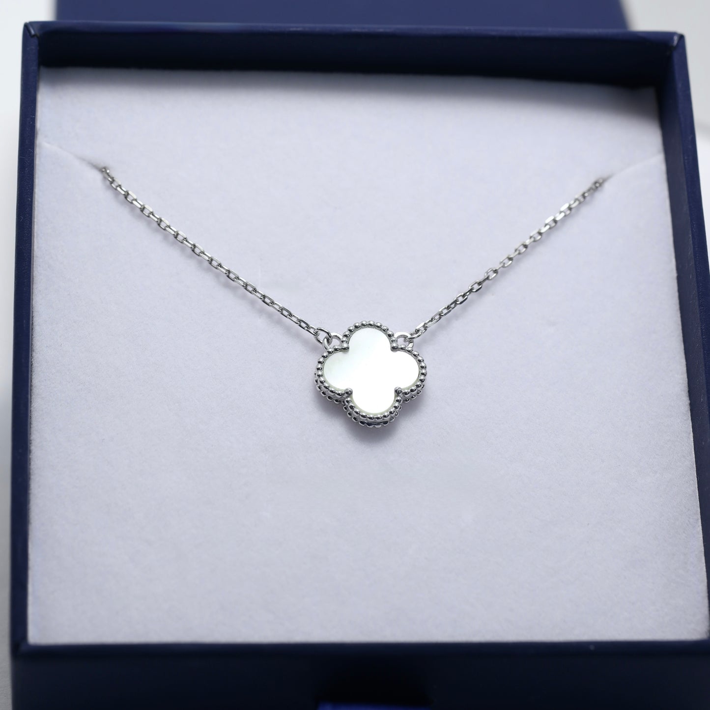 Silver Mother of Pearl Clover Necklace Maxi Size | Срібне кольє з перламутром Клевер великий розмір |552