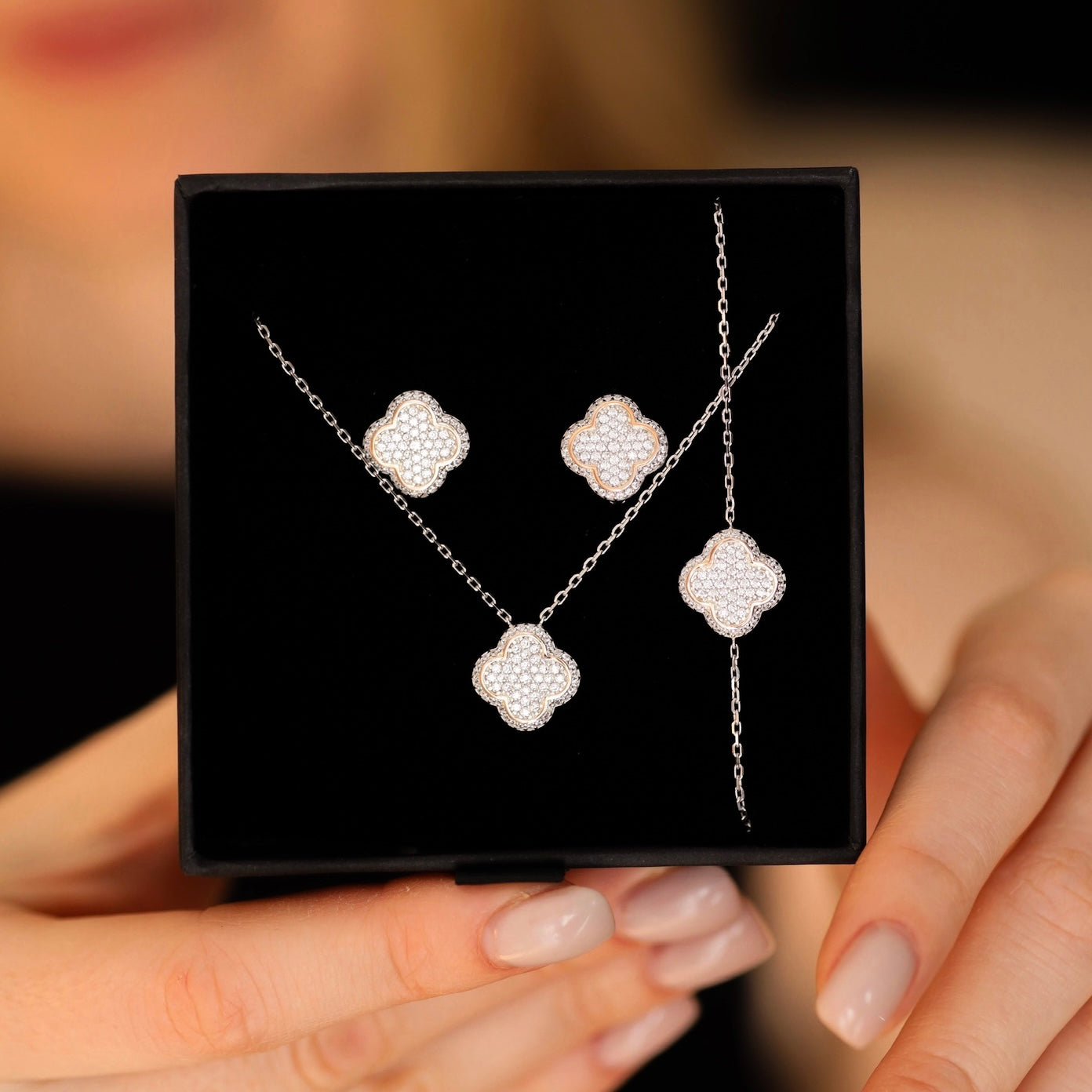 Срібний комплект з золотою пластинкою та фіанітами | Silver Jewelry Set with Gold Plate & Zirconia|366