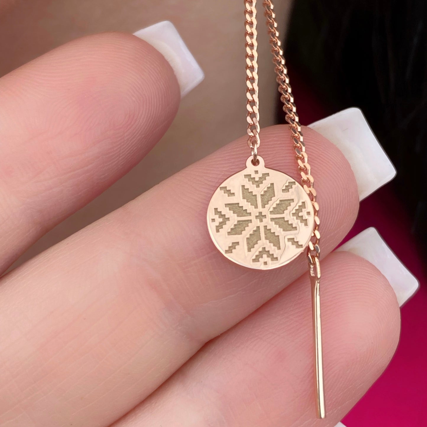 Сережки-протяжки срібні з орнаментом вишиванки покриті золотом | Gold-plated silver threader earrings with Ukrainian embroidery pattern | 1089