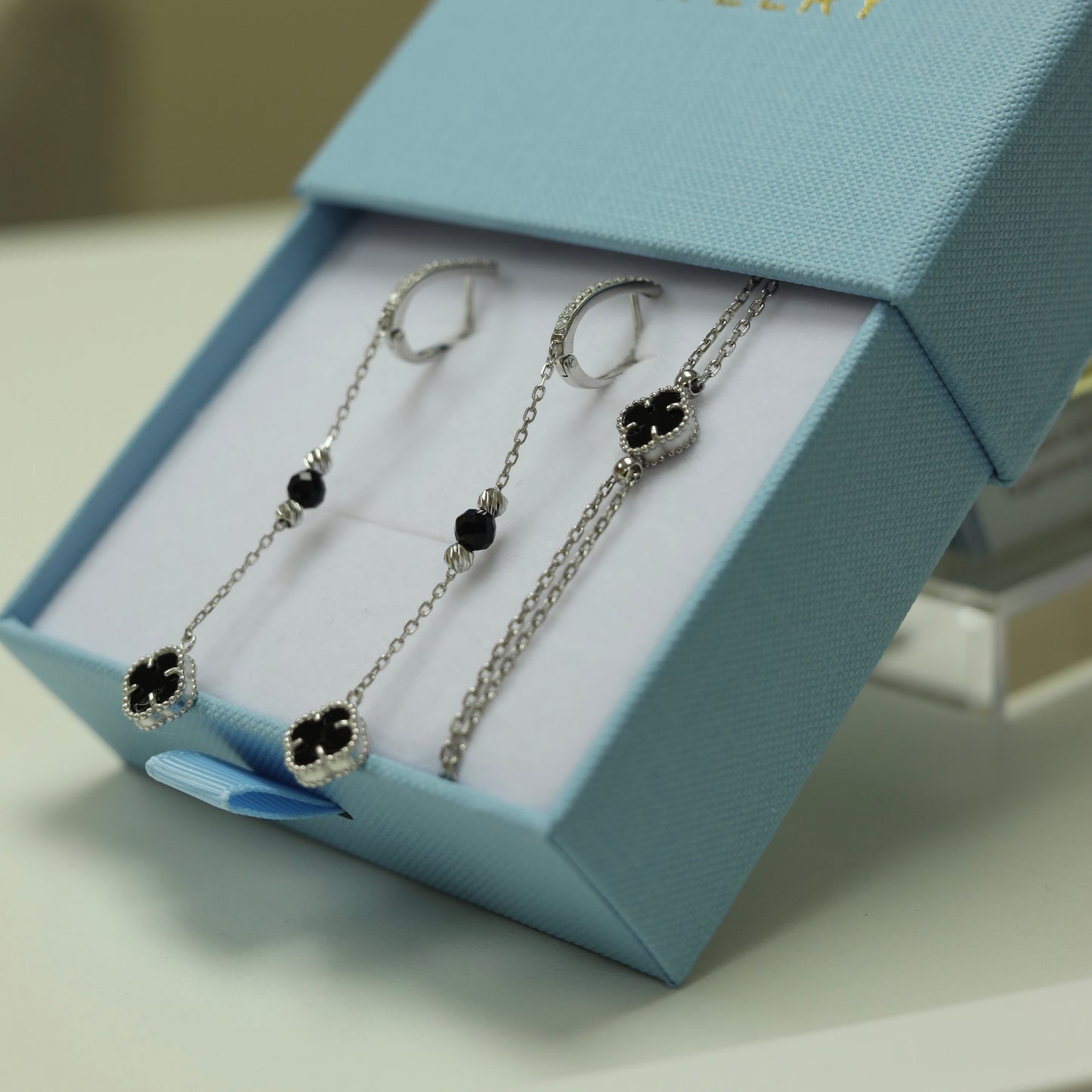 925 Sterling Silver Onyx Drop Earrings with Zirconia | Срібні сережки-підвіски з оніксом та фіанітами|824