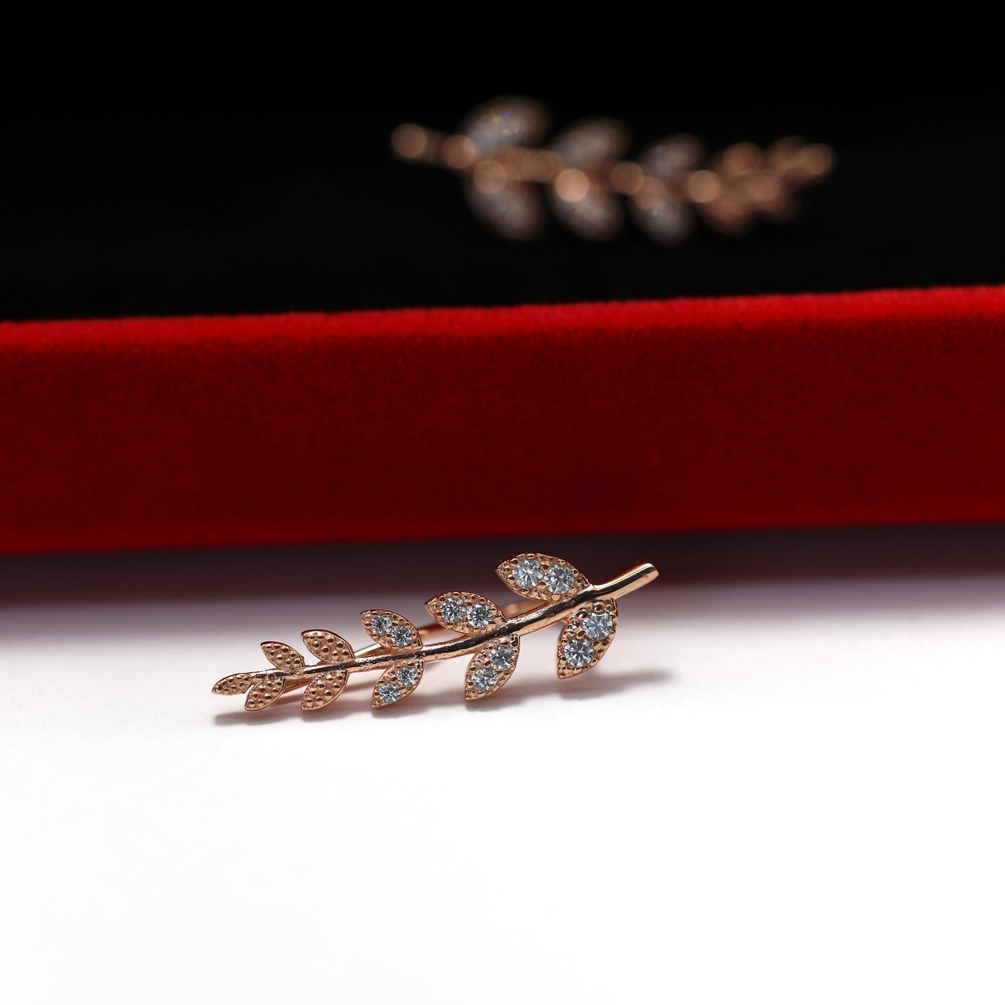 Сережки-гілочки зі срібла 925 з позолотою 585пр | Silver Olive Leaf Earrings, Gold Plated | 1082