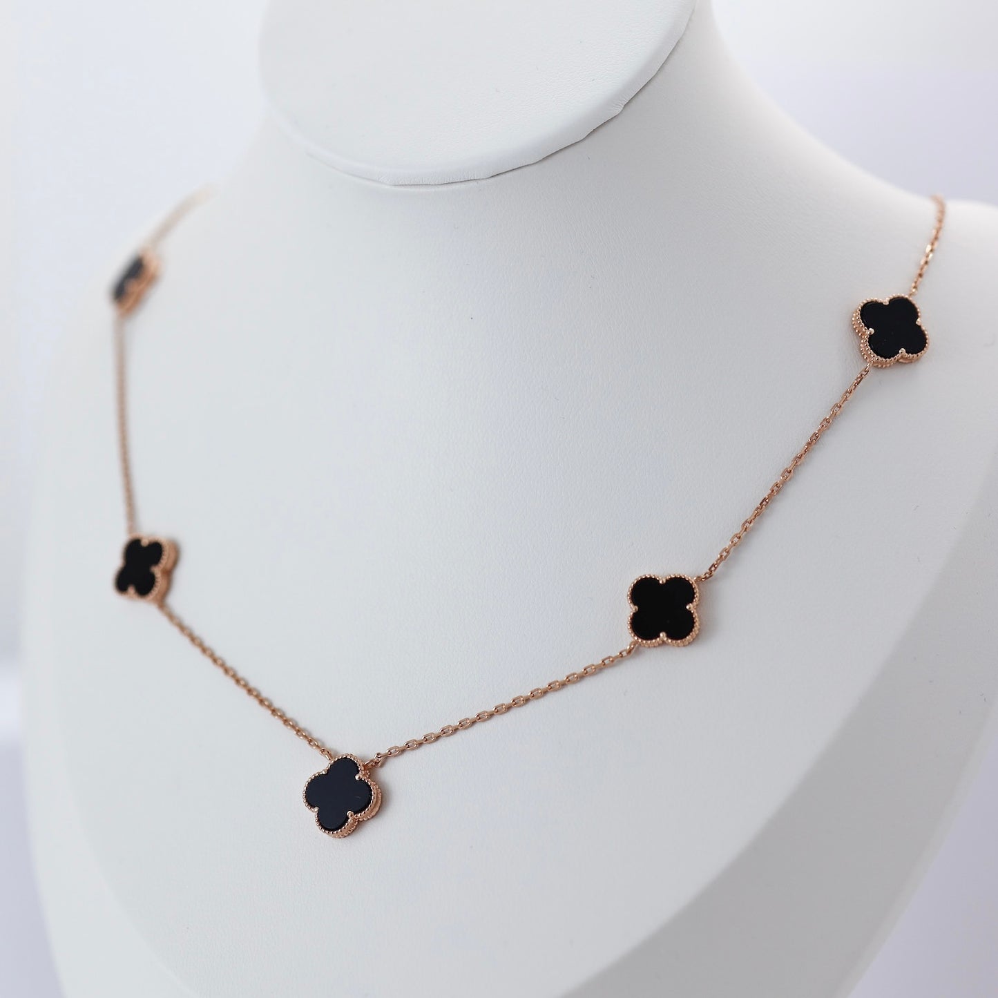Luxury Gold-Plated Sterling Silver Jewelry Set with Black Onyx | Розкішний комплект прикрас зі срібла з позолотою та чорним оніксом |338