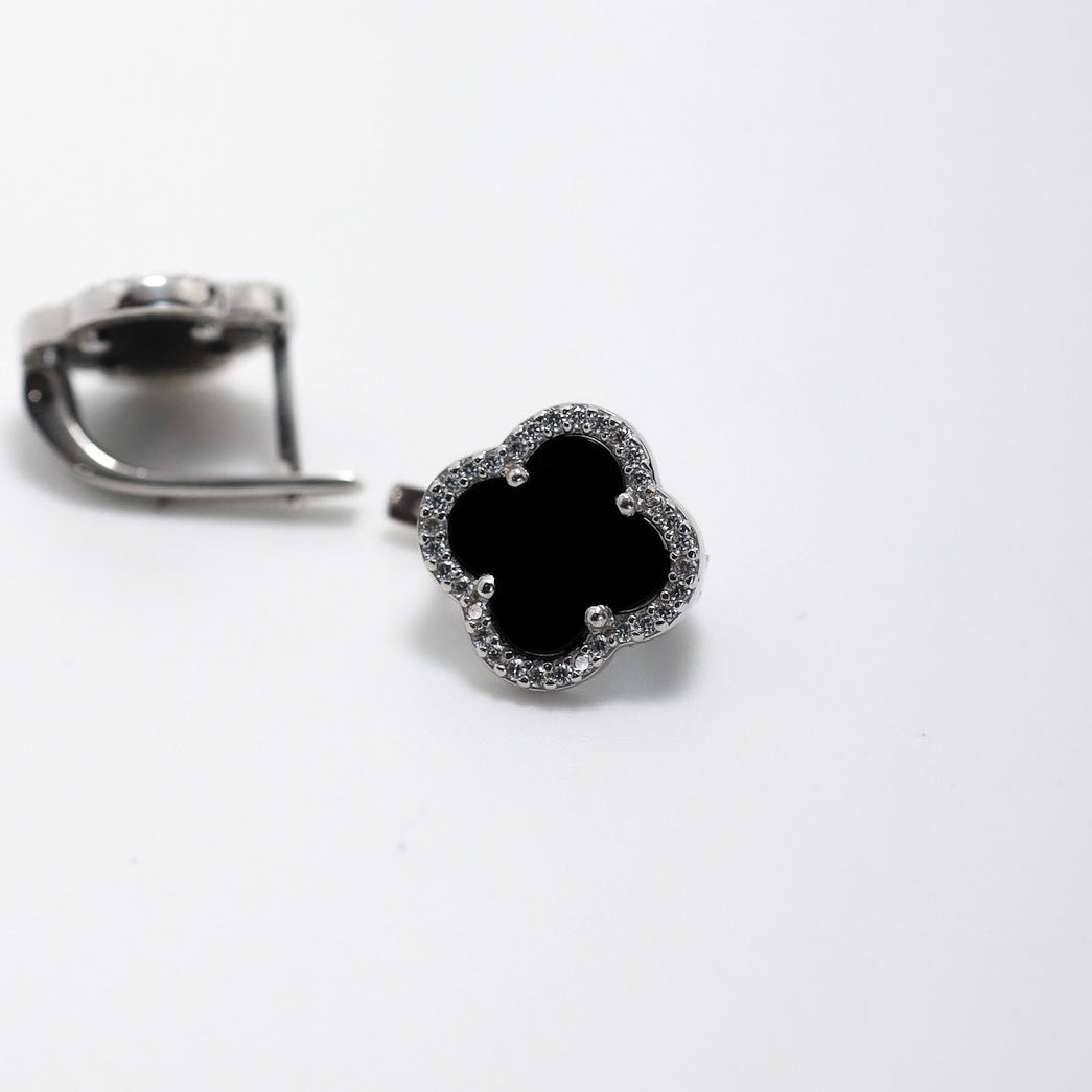 Срібні сережки з чорним оніксом та фіанітами/англійська застібка/срібло 925пр./20719 | 564