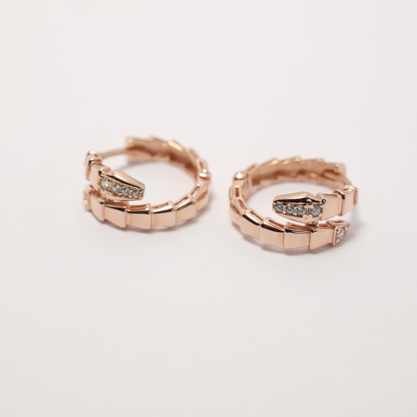 Gold-Plated Sterling Silver Huggie Hoop Earrings with Zirconia | Позолочені срібні сережки Конго з цирконієм|529