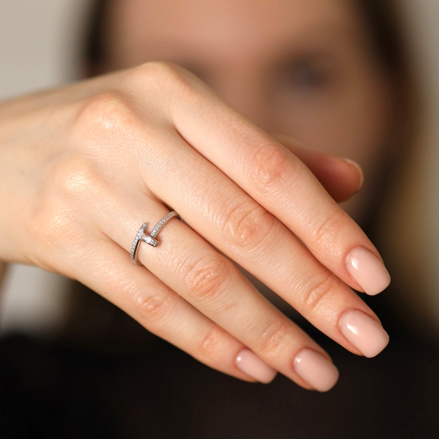 Silver Ring with Zirconia 925 | Срібна каблучка у формі цвяха з фіанітами|10745