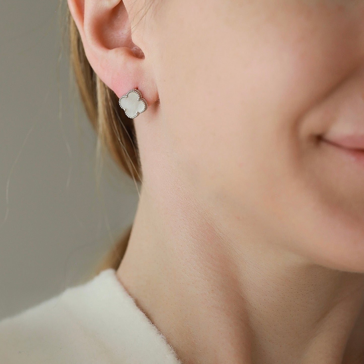 Срібний комплект прикрас/сережки та кольє/перламутр/срібло 925пр/338