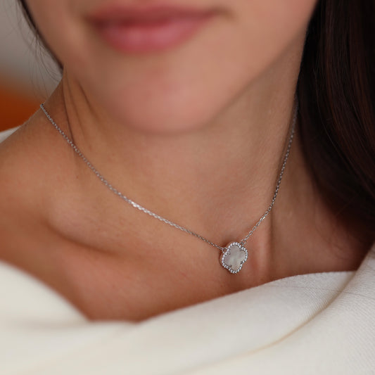 Срібне кольє/Перламутр/срібло 925пр/550