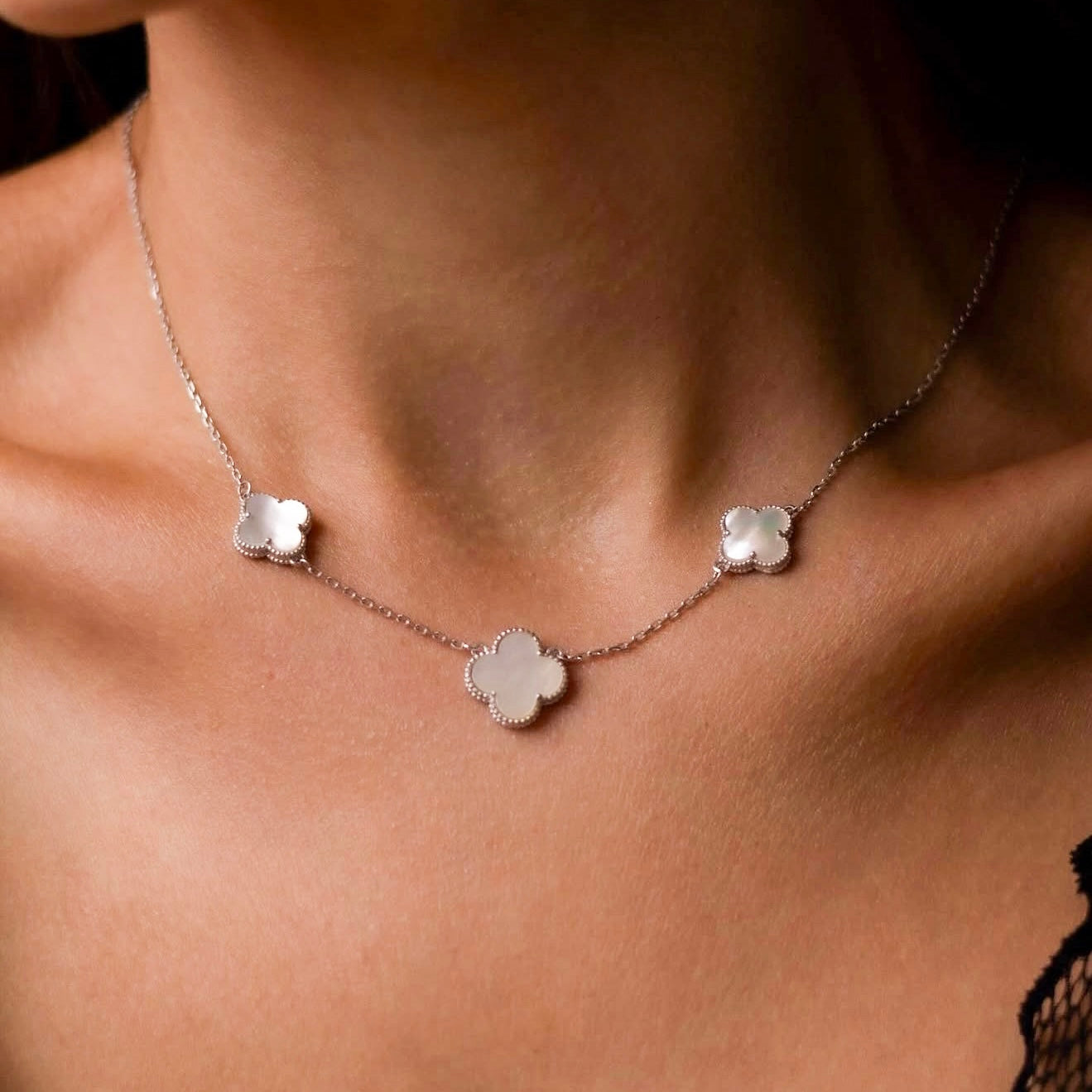 Кольє з перламутром на три квіточки | Mother of Pearl Triple Flower Necklace | Срібло 925 | Adjustable Length |665