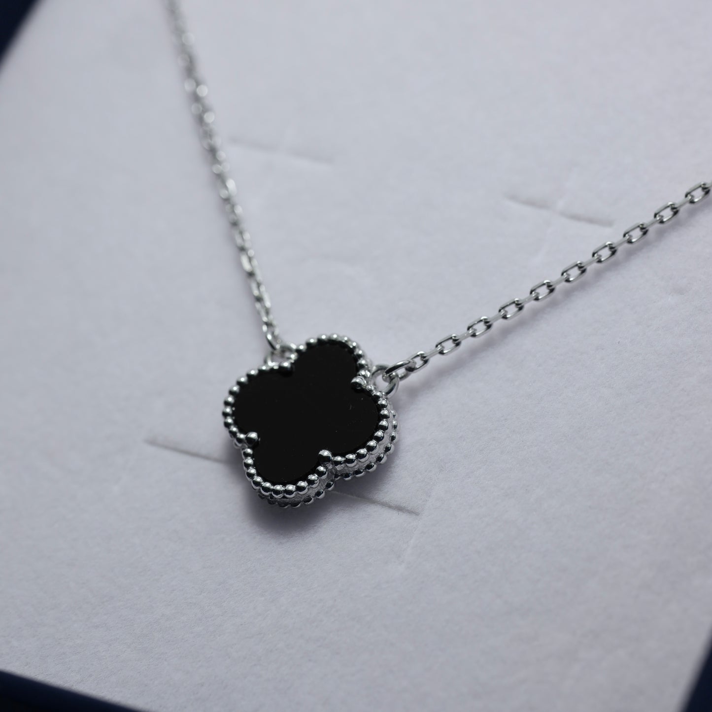 Silver Onyx Clover Necklace Maxi Size | Срібне кольє з оніксом Клевер максі | 552