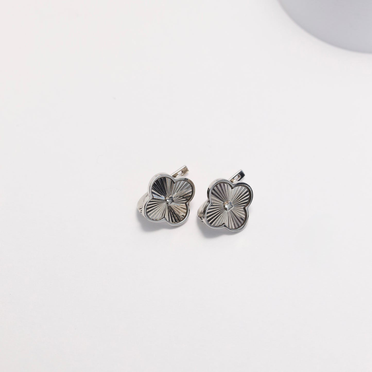 Silver Clover Earrings | Срібні сережки Сяйво | 793