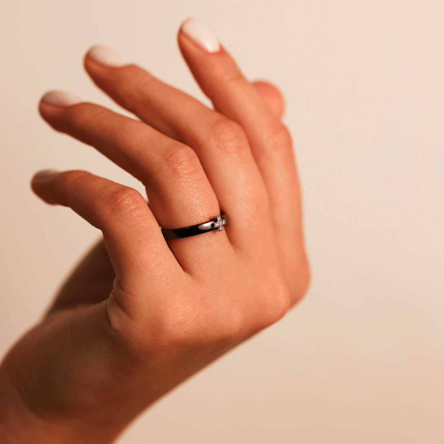 Каблучка керамічна/чорна/вставка срібло 925пр/