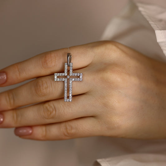 Срібний хрестик 925 з білими фіанітами • 925 Sterling Silver Cross with White Cubic Zirconia | 823