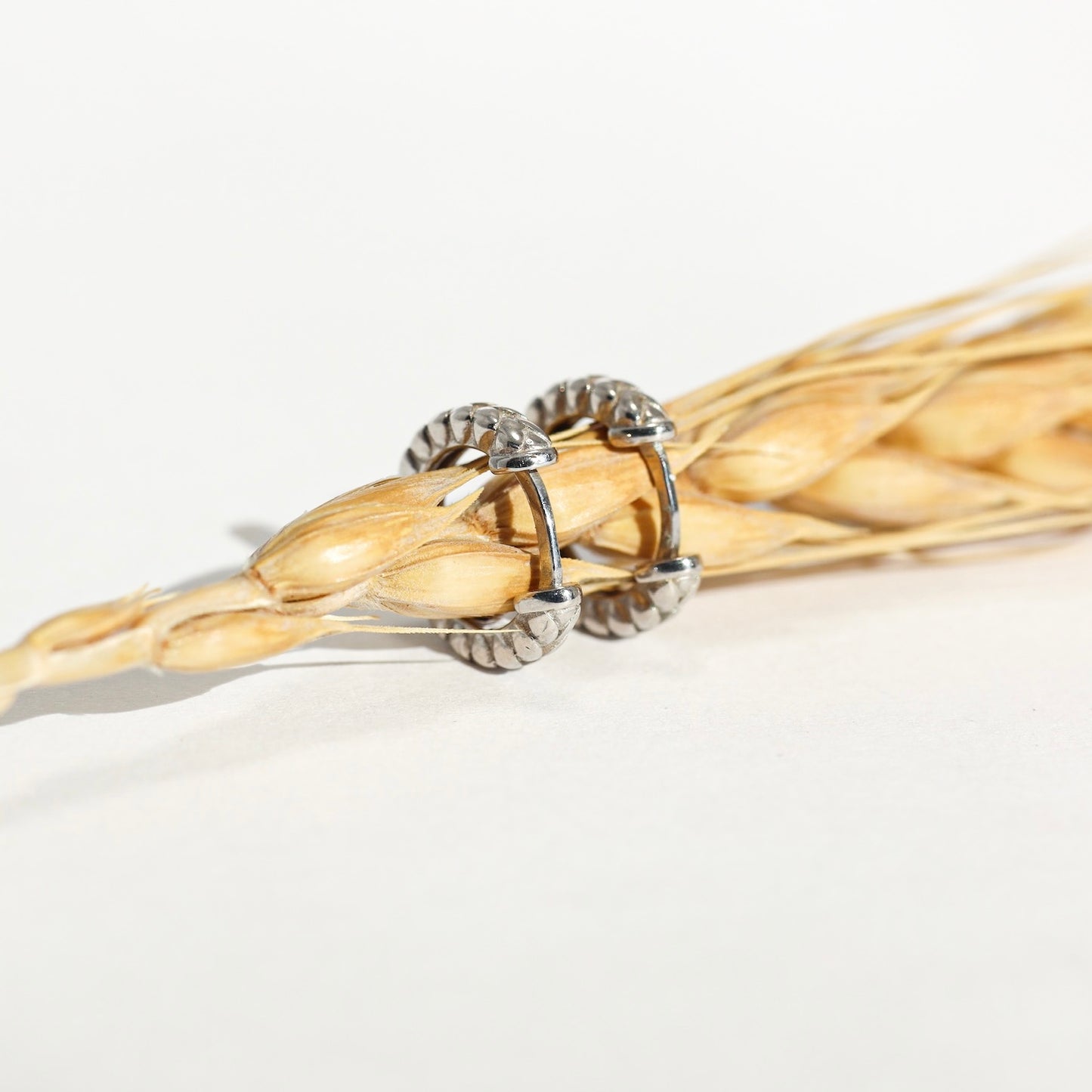 Мінімалістичні срібні сережки-кільця | Silver Huggie Hoops | 925 Silver | Колосок|20756