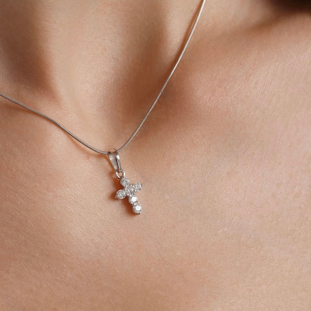Delicate Cross Pendant 925 Silver with Zirconia | Маленький срібний хрестик з фіанітами|39174
