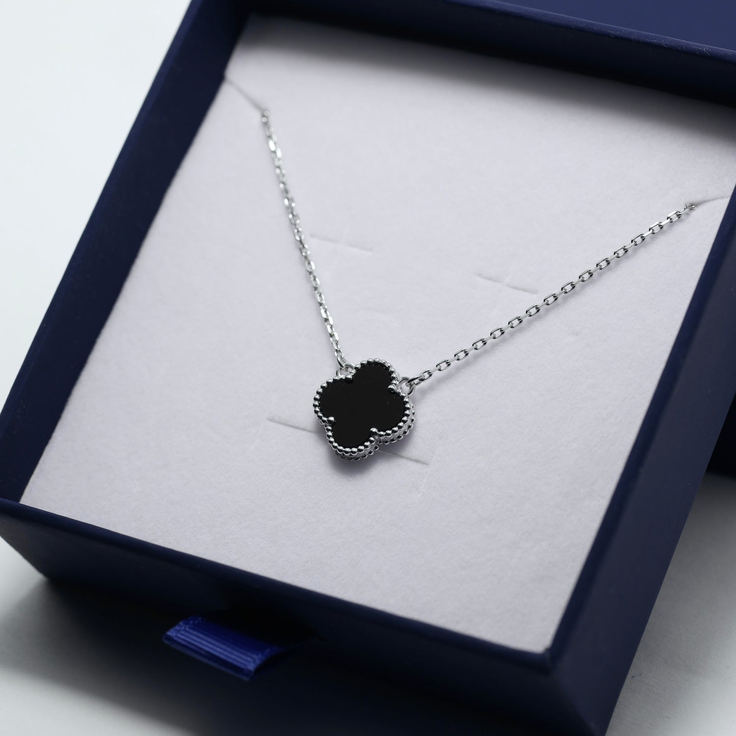 Silver Onyx Clover Necklace Maxi Size | Срібне кольє з оніксом Клевер максі | 552