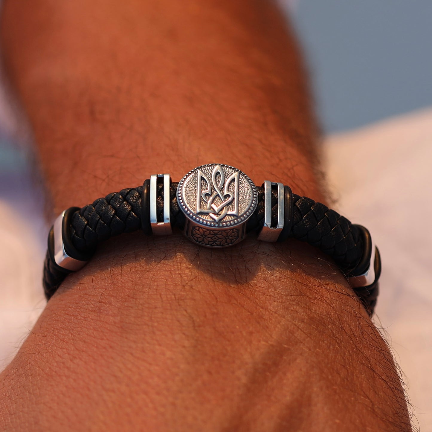 Плетений шкіряний браслет зі сріблом 925 | Braided Leather Bracelet with 925 Sterling Silver & Tryzub