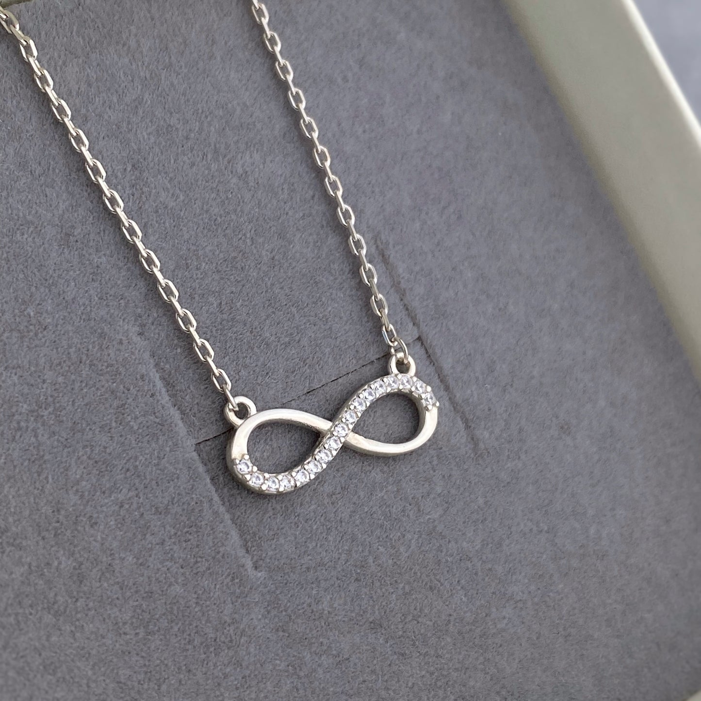 Срібне кольє Нескінченність| Infinity Necklace | Срібло 925 | Cubic Zirconia | 669