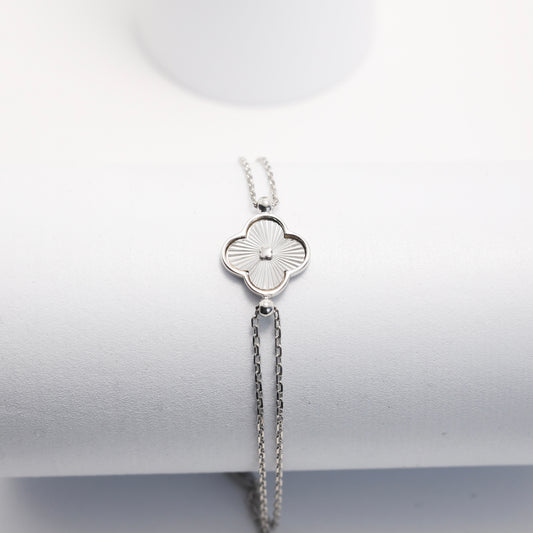 Radiant Engraved Clover Bracelet | 925 Sterling Silver — Срібний браслет з променистим гравіюванням|