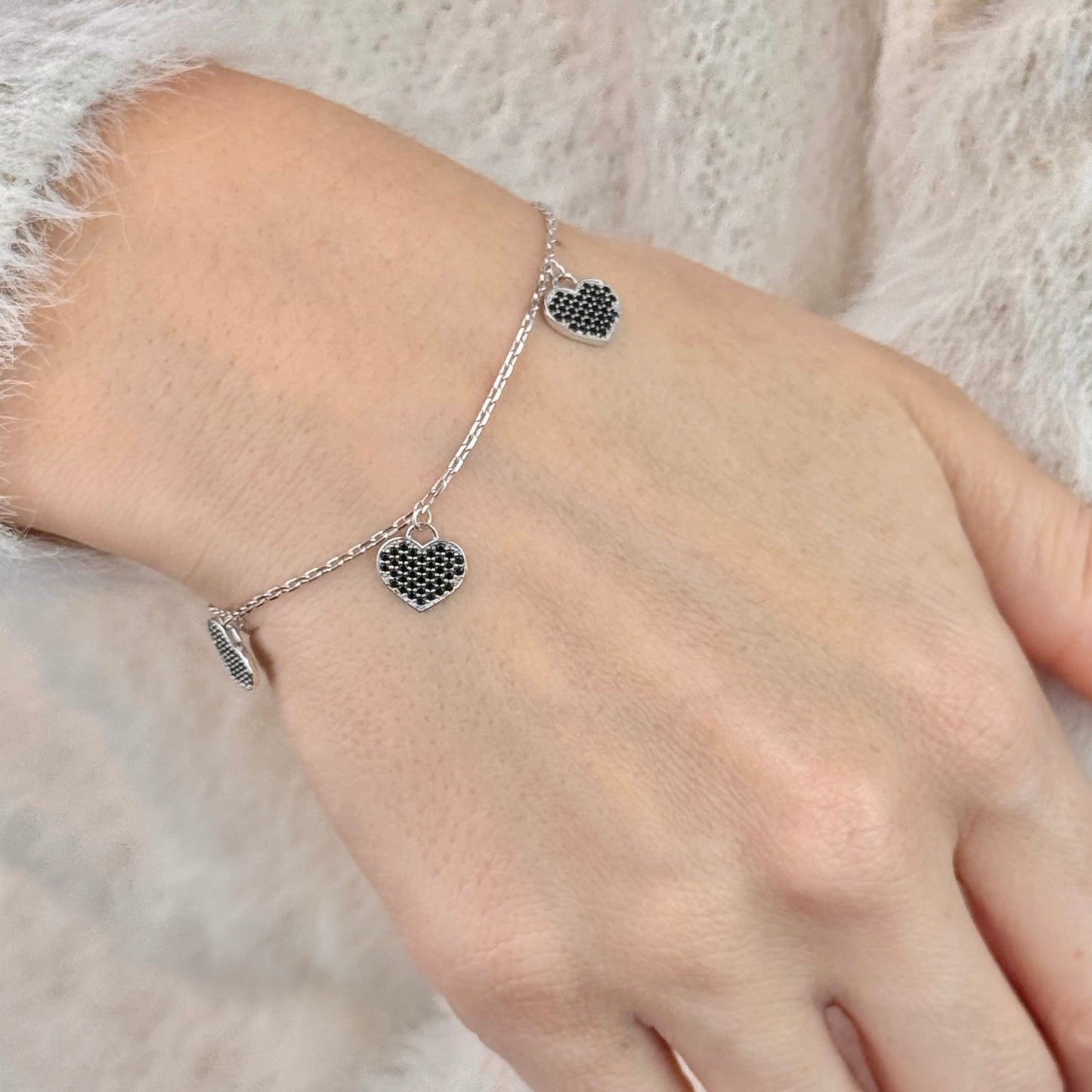 Срібний браслет із сердечками та чорними фіанітами | 925 Sterling Silver Heart Bracelet with Black Cubic Zirconia | 450
