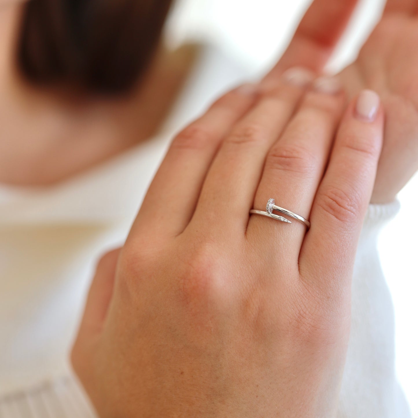 Срібна каблучка у формі цвяшка/срібло 925пр