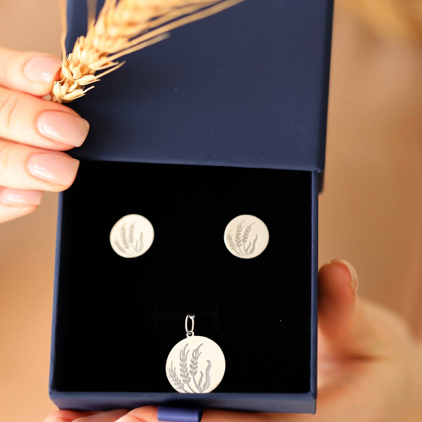 Срібний набір Колосся | Silver Wheat Jewelry Set | Кулон і сережки | Pendant & Stud Earrings |