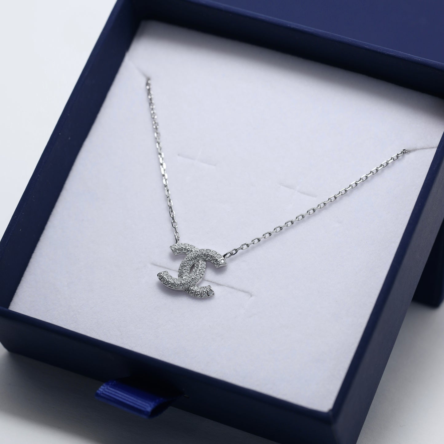 Silver Necklace with Cubic Zirconia Pendant | Срібне кольє з підвіскою та фіанітами |603