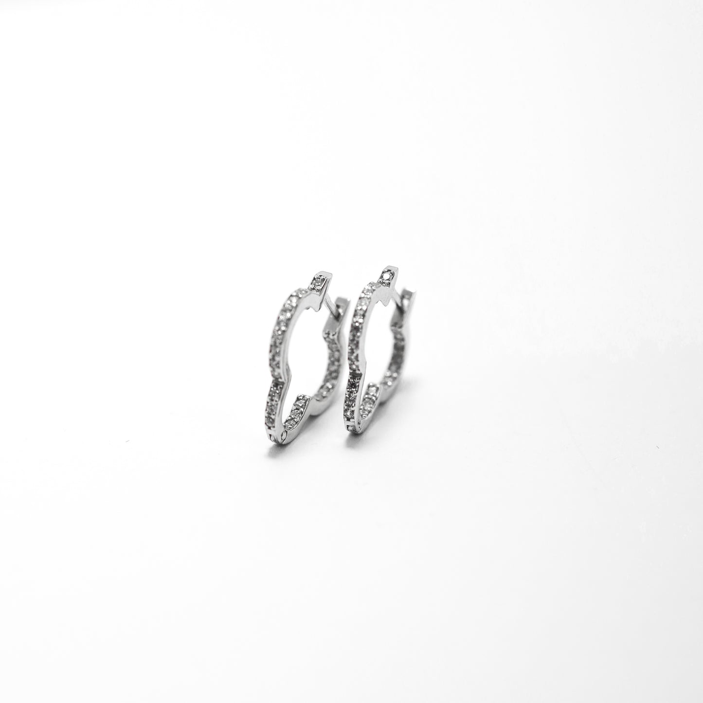 Sterling Silver Clover Hoop Earrings with Zircon | Срібні сережки-кільця Конюшина з цирконієм|943