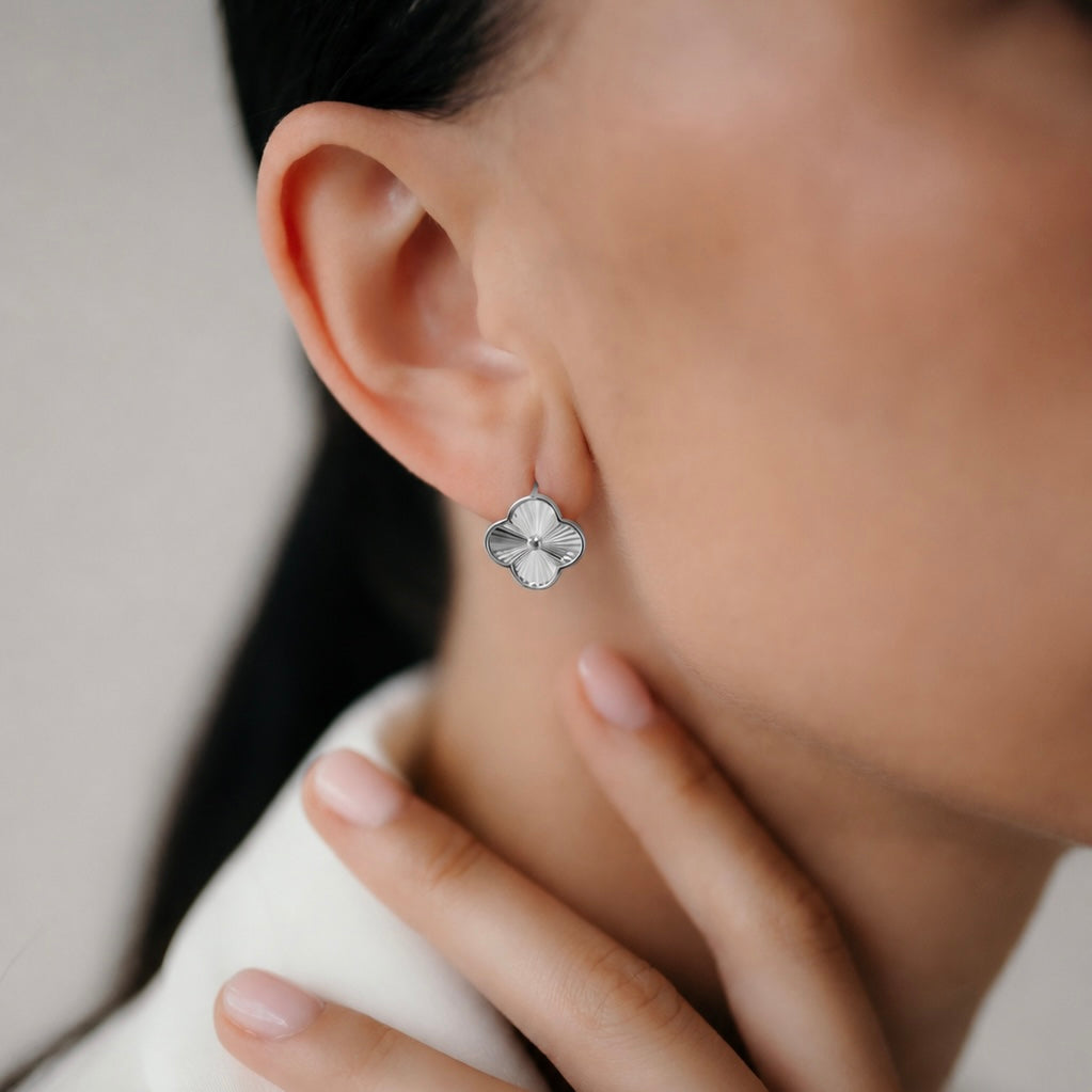 Silver Clover Earrings | Срібні сережки Сяйво | 793