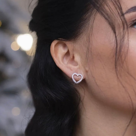 Срібні сережки 925 у формі серця з фіанітами|925 Silver Heart Earrings with Cubic Zirconia|1105