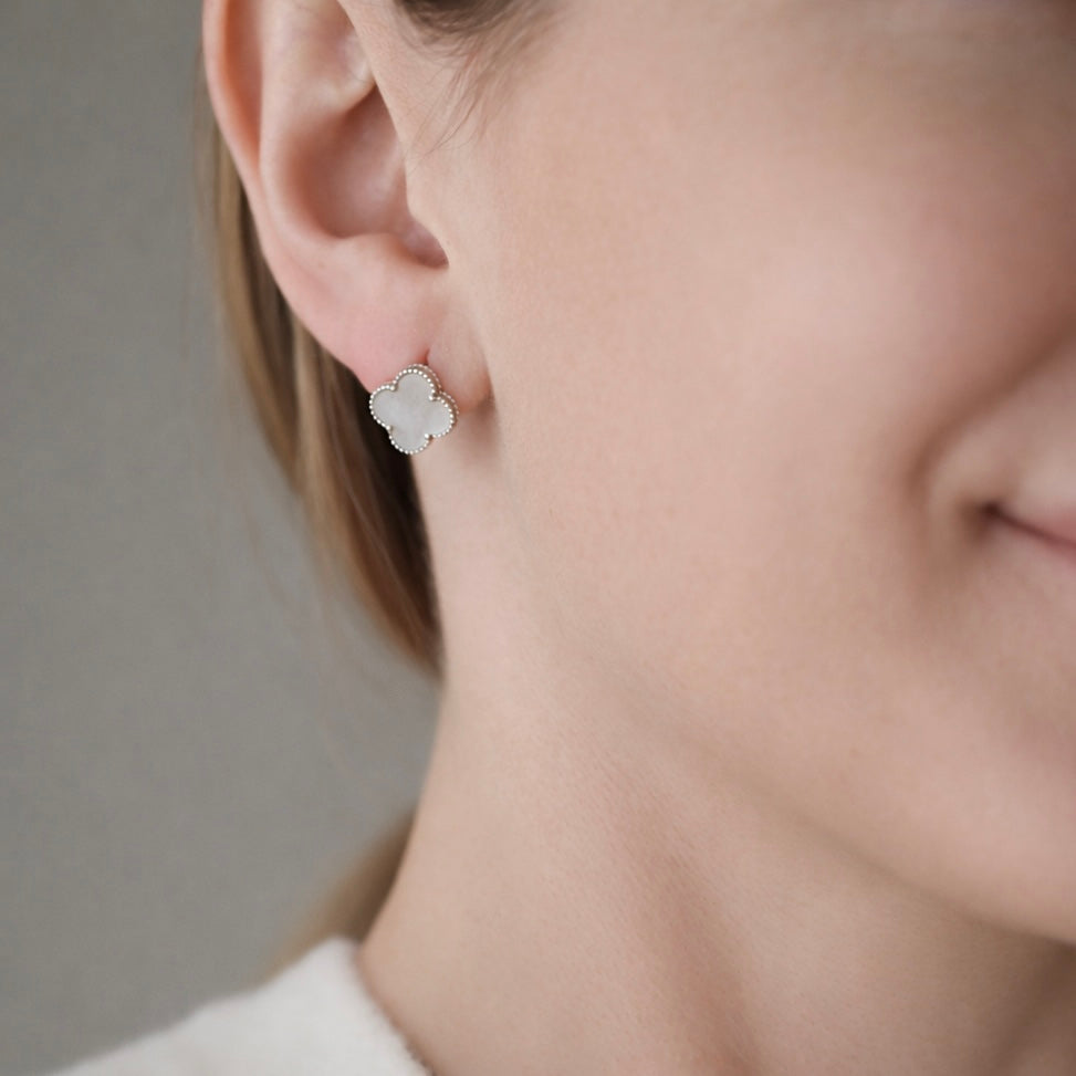 Срібні сережки з перламутром/срібло 925пр/338