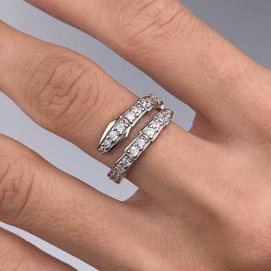 Срібна каблучка з фіанітами/срібло 925пр./292